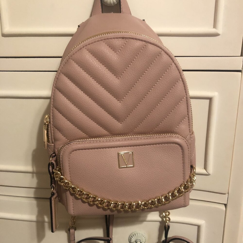 Victoria’s Secret Pink Quilted Mini Backpack w/ Gold Chain – Blush